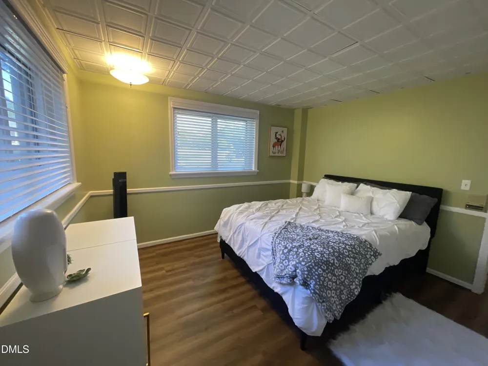 1607 Lakeshore Drive Dunn, NC 28334