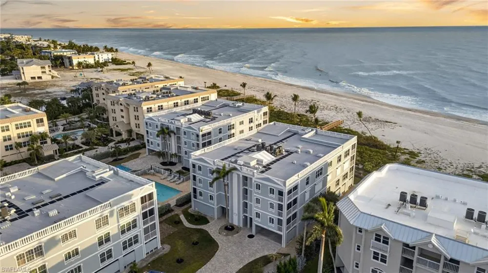 3145 W Gulf Drive #201 Sanibel, FL 33957