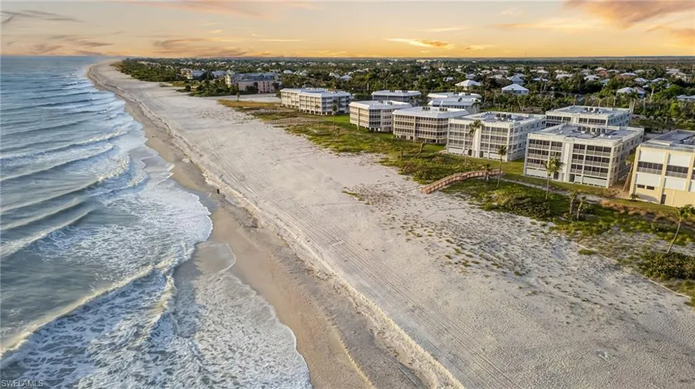 3145 W Gulf Drive #201 Sanibel, FL 33957