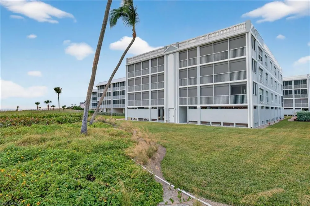 3145 W Gulf Drive #201 Sanibel, FL 33957