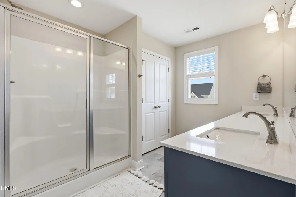 72 Sanford Lane Dunn, NC 28334
