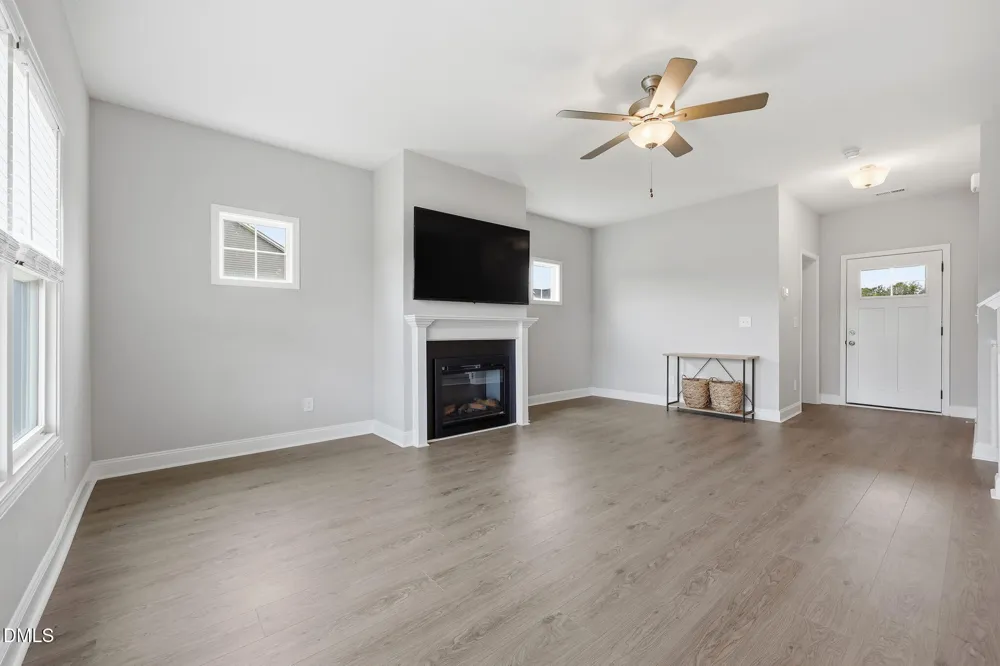 72 Sanford Lane Dunn, NC 28334