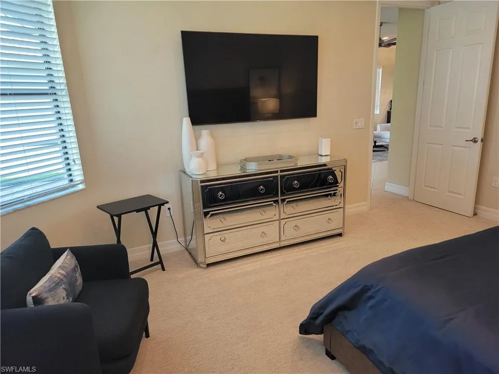 3279 Tahoe Court Naples, FL 34119