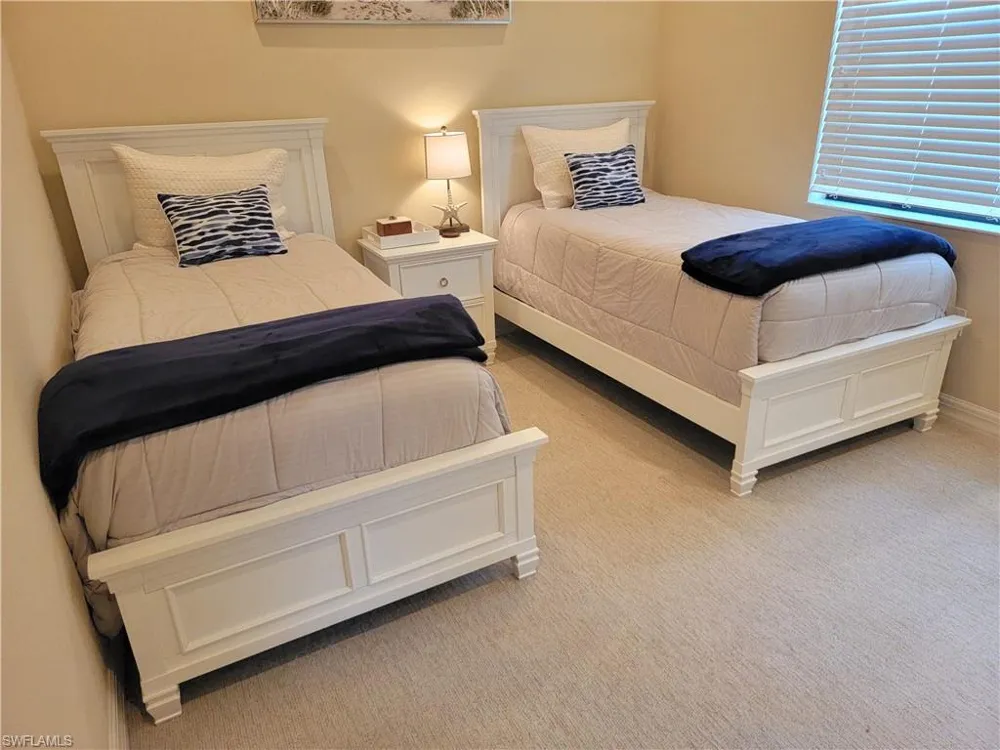 3279 Tahoe Court Naples, FL 34119