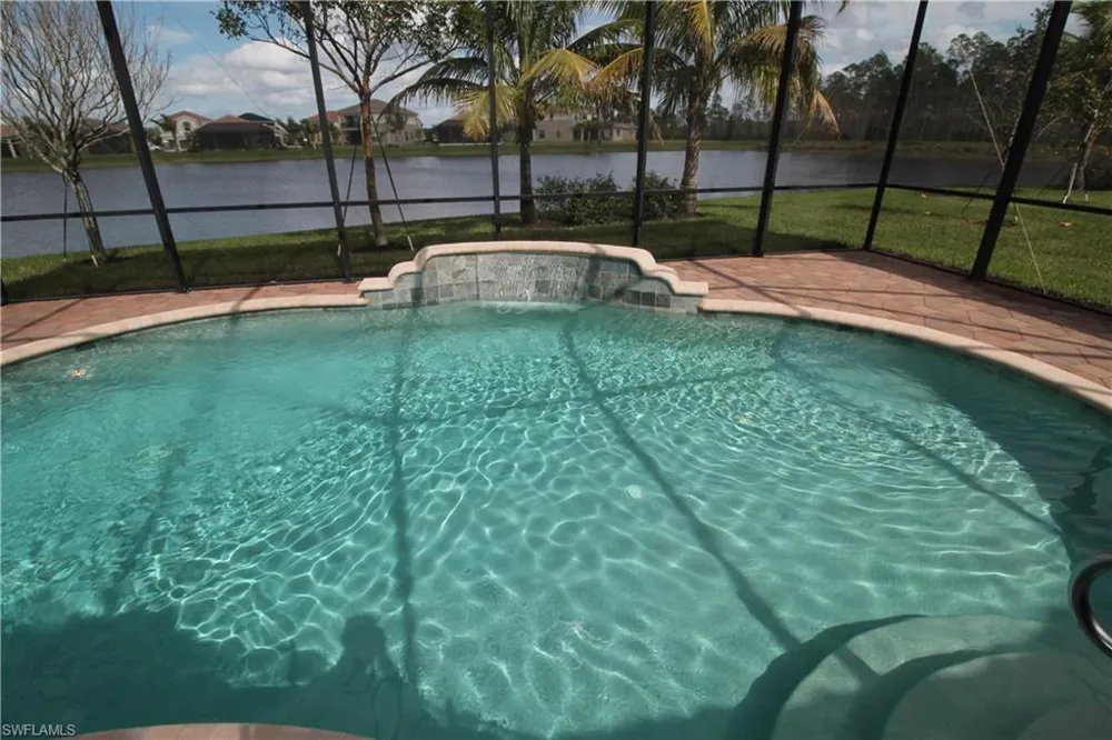3279 Tahoe Court Naples, FL 34119