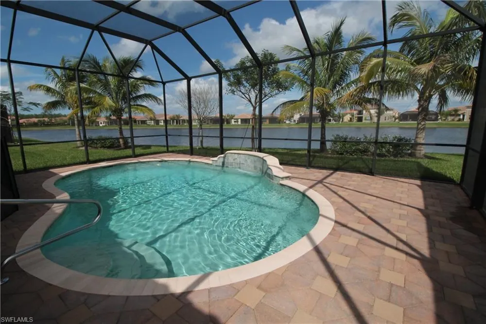 3279 Tahoe Court Naples, FL 34119
