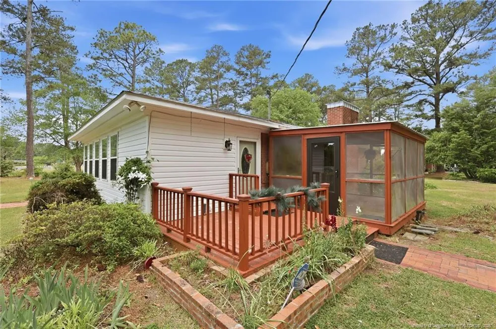 634 Watts Road Lumberton, NC 28360