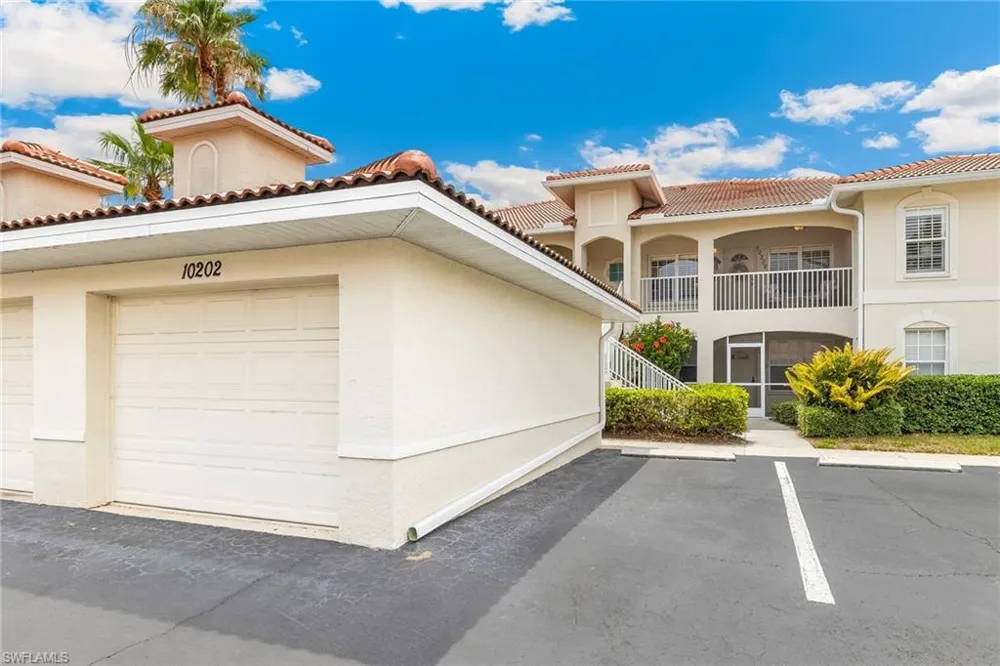 10202 L Pavia Boulevard #10202 Venice, FL 34292