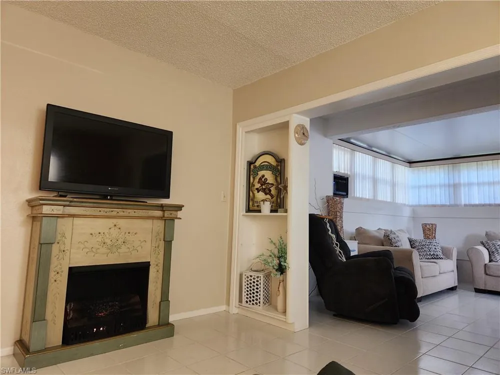 1064 Villa Drive #C103 Labelle, FL 33935