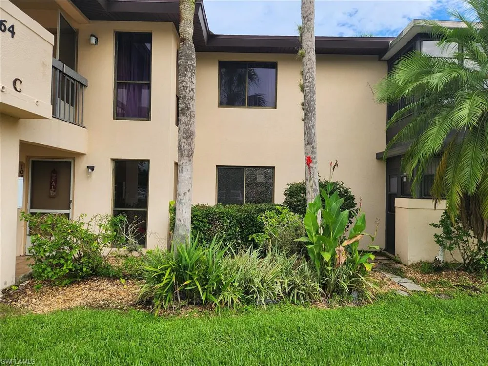 1064 Villa Drive #C103 Labelle, FL 33935