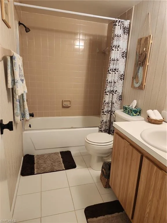 1064 Villa Drive #C103 Labelle, FL 33935