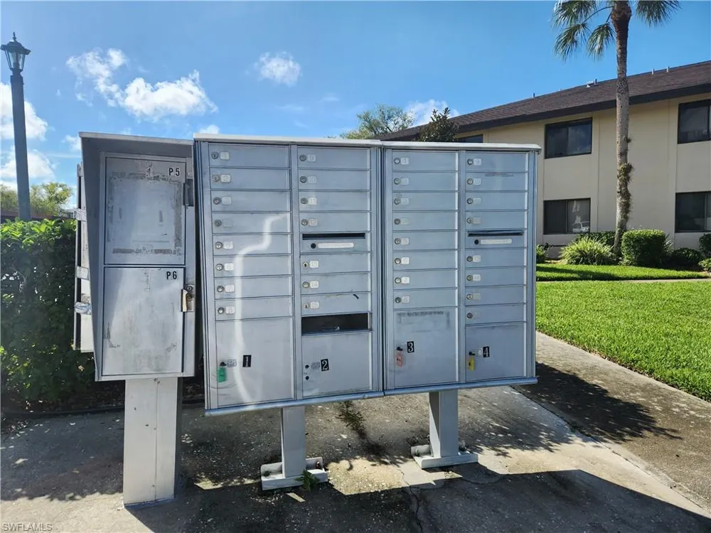 1064 Villa Drive #C103 Labelle, FL 33935