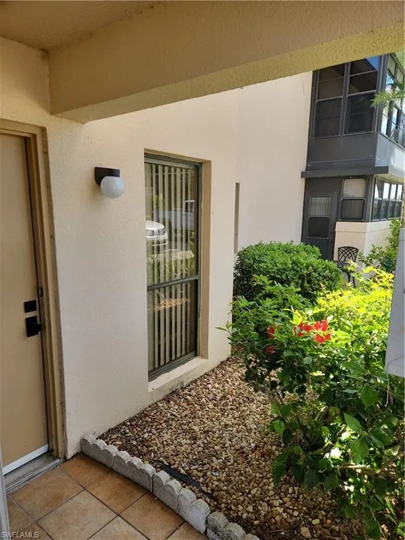 1064 Villa Drive #C103 Labelle, FL 33935