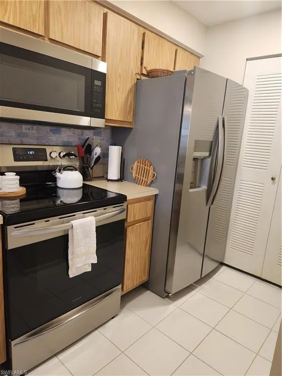 1064 Villa Drive #C103 Labelle, FL 33935