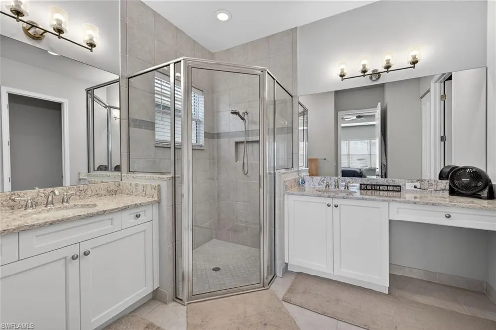 28532 Lobos Circle Bonita Springs, FL 34135