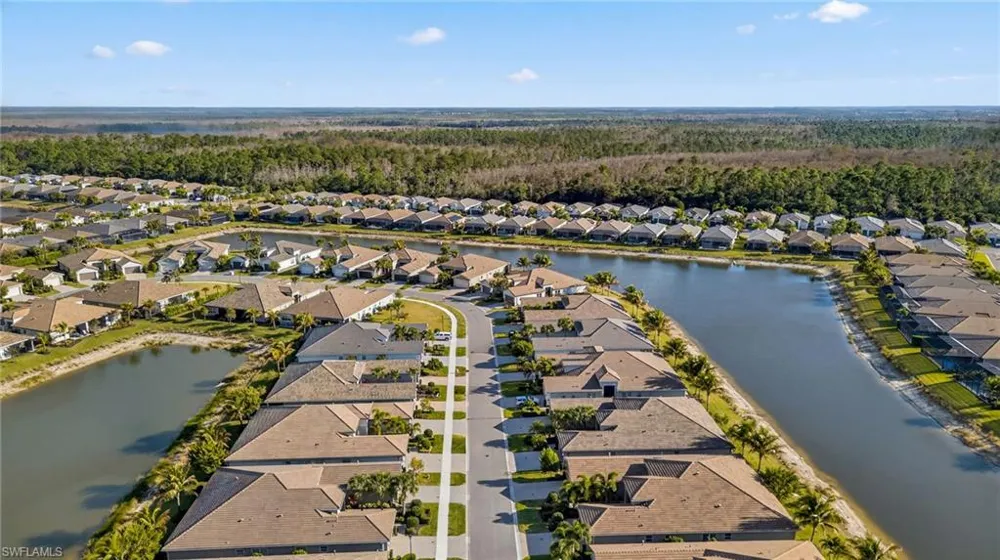 28532 Lobos Circle Bonita Springs, FL 34135