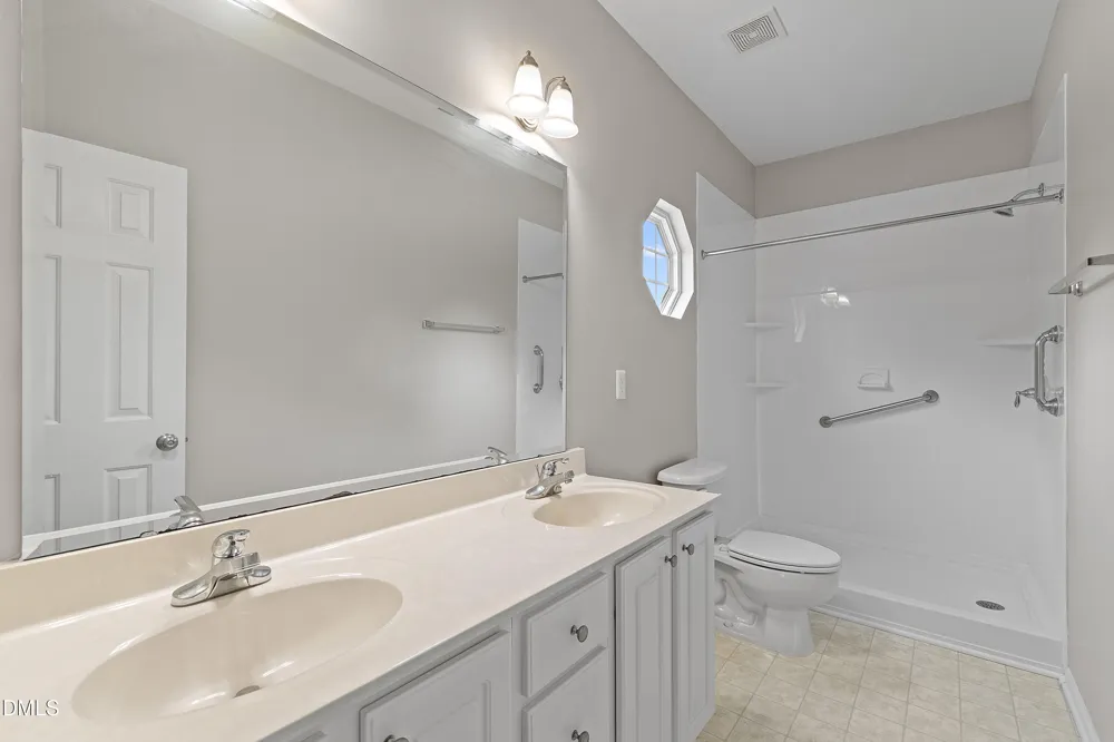 705 Glen Road #Apt 111 Garner, NC 27529
