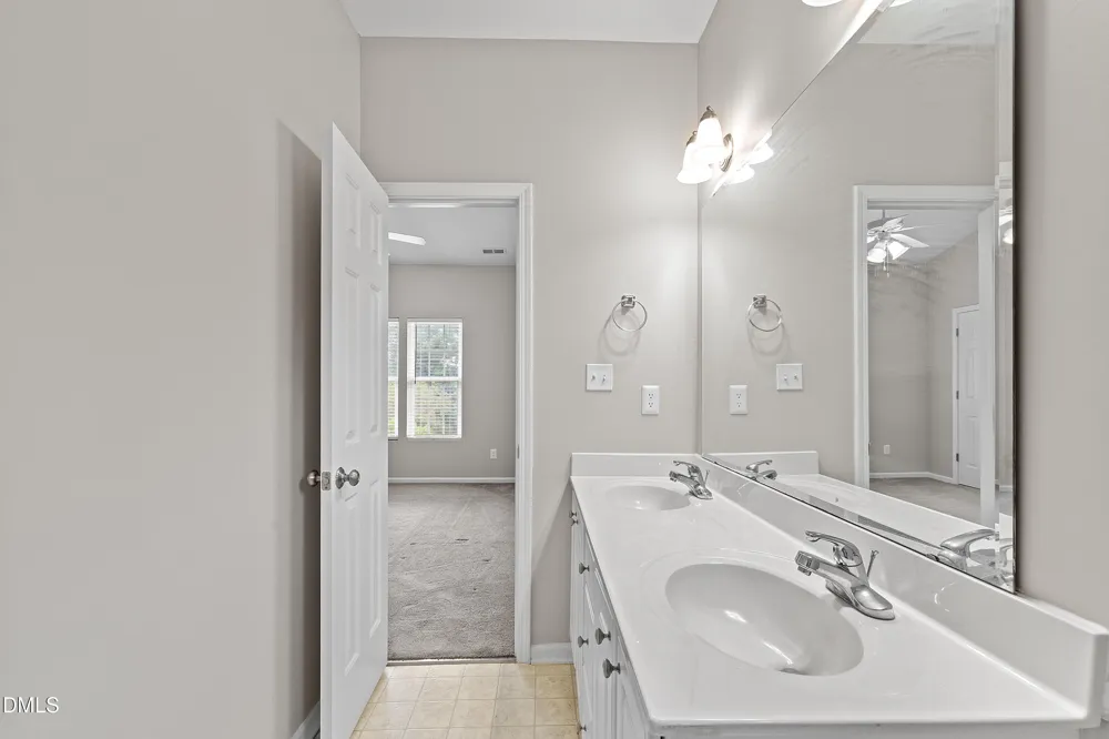 705 Glen Road #Apt 111 Garner, NC 27529