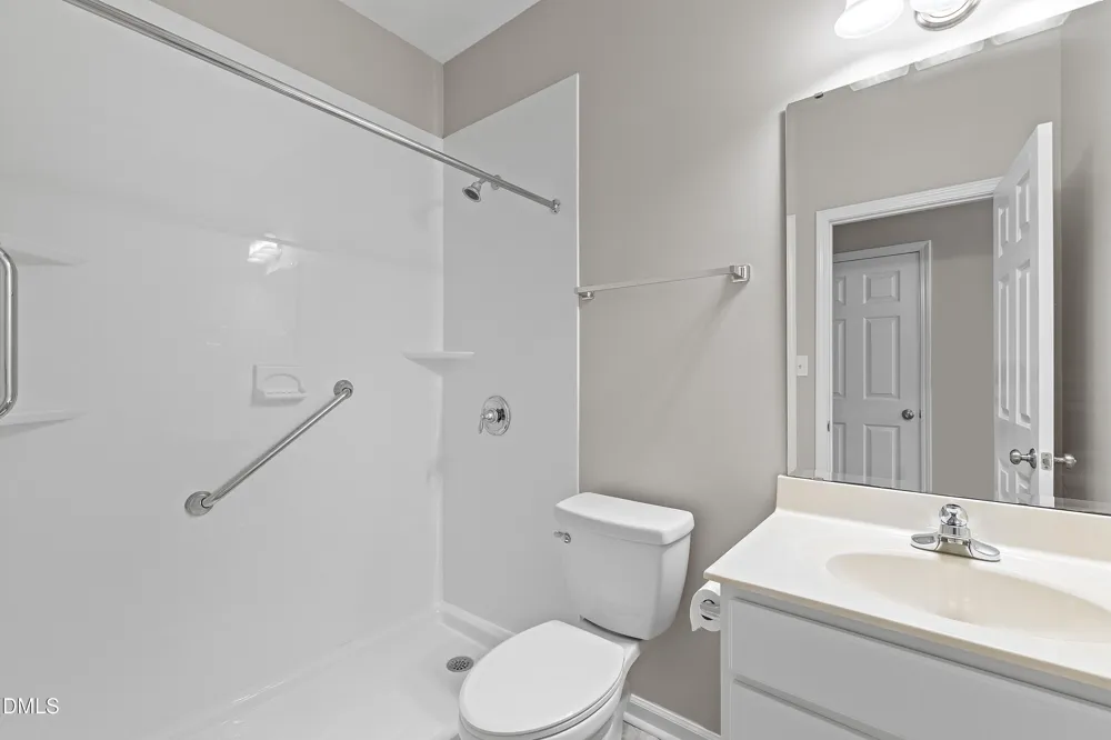 705 Glen Road #Apt 111 Garner, NC 27529
