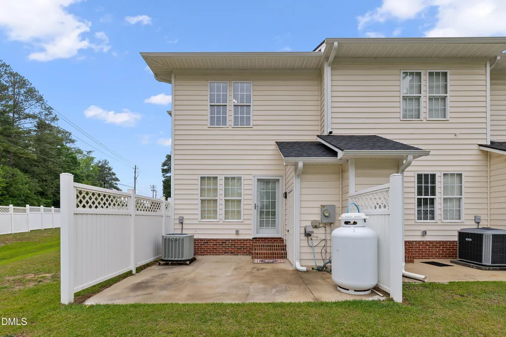 705 Glen Road #Apt 111 Garner, NC 27529