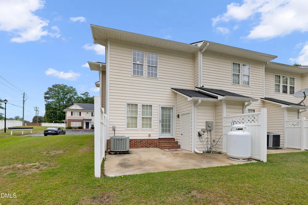 705 Glen Road #Apt 111 Garner, NC 27529