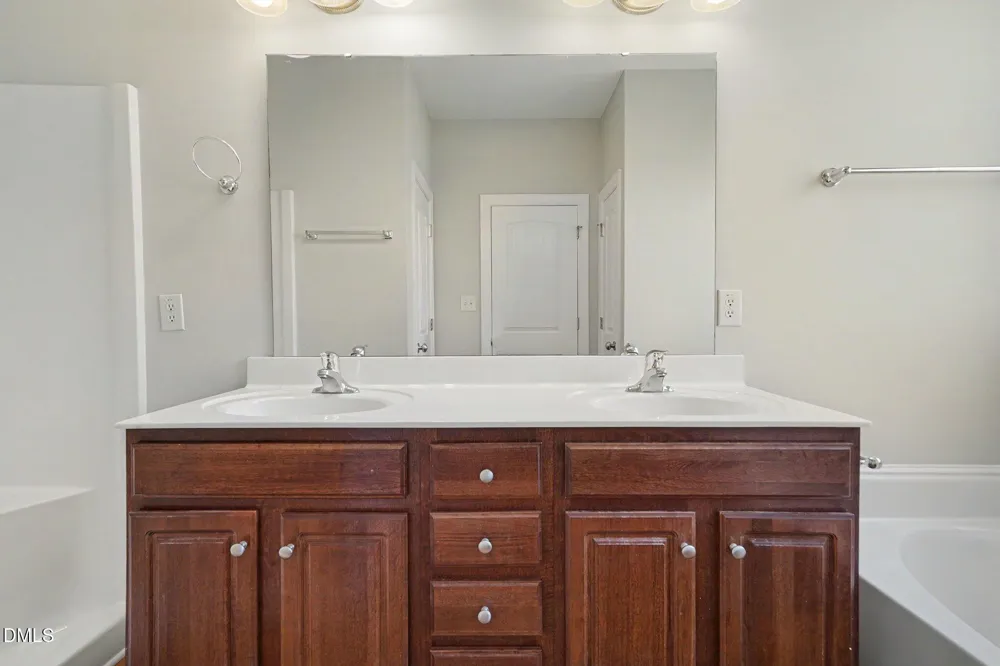 433 Spruce Meadows Lane Willow Springs, NC 27592