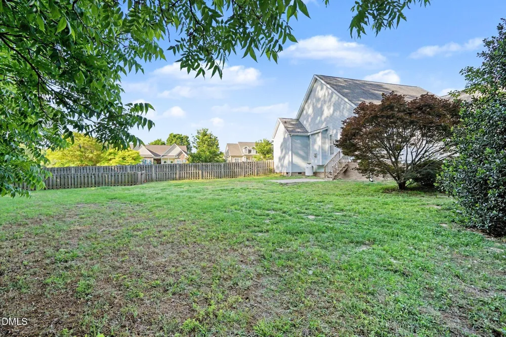 433 Spruce Meadows Lane Willow Springs, NC 27592