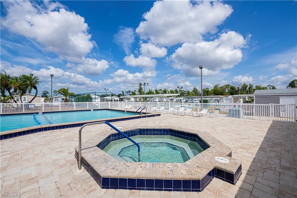 25 La Fonda Lane North Fort Myers, FL 33903