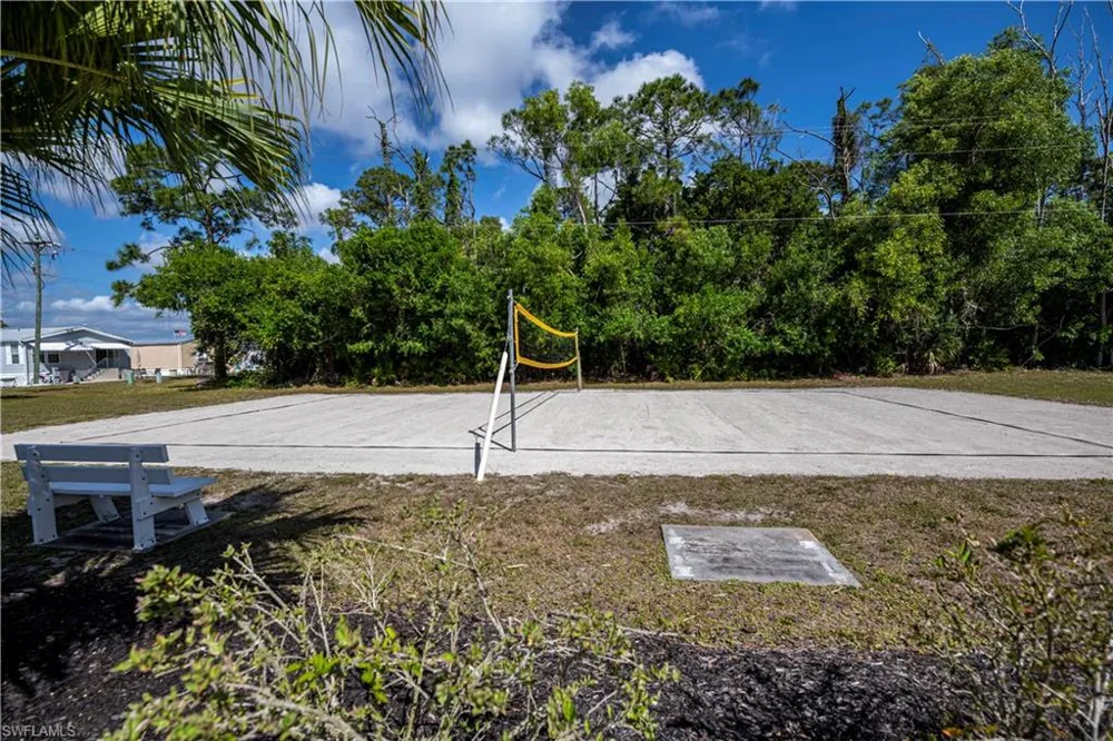 25 La Fonda Lane North Fort Myers, FL 33903