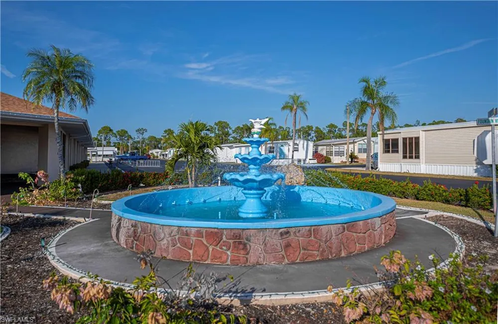 243 Caravan Circle North Fort Myers, FL 33903