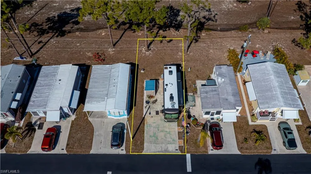 243 Caravan Circle North Fort Myers, FL 33903