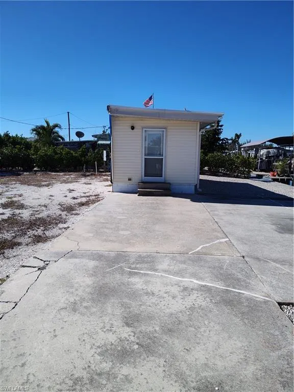 5150 Sandpiper Drive St. James City, FL 33956