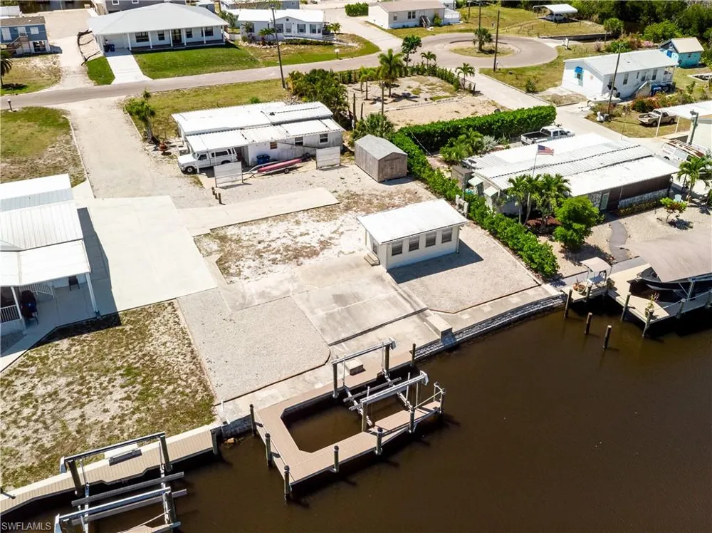 5150 Sandpiper Drive St. James City, FL 33956