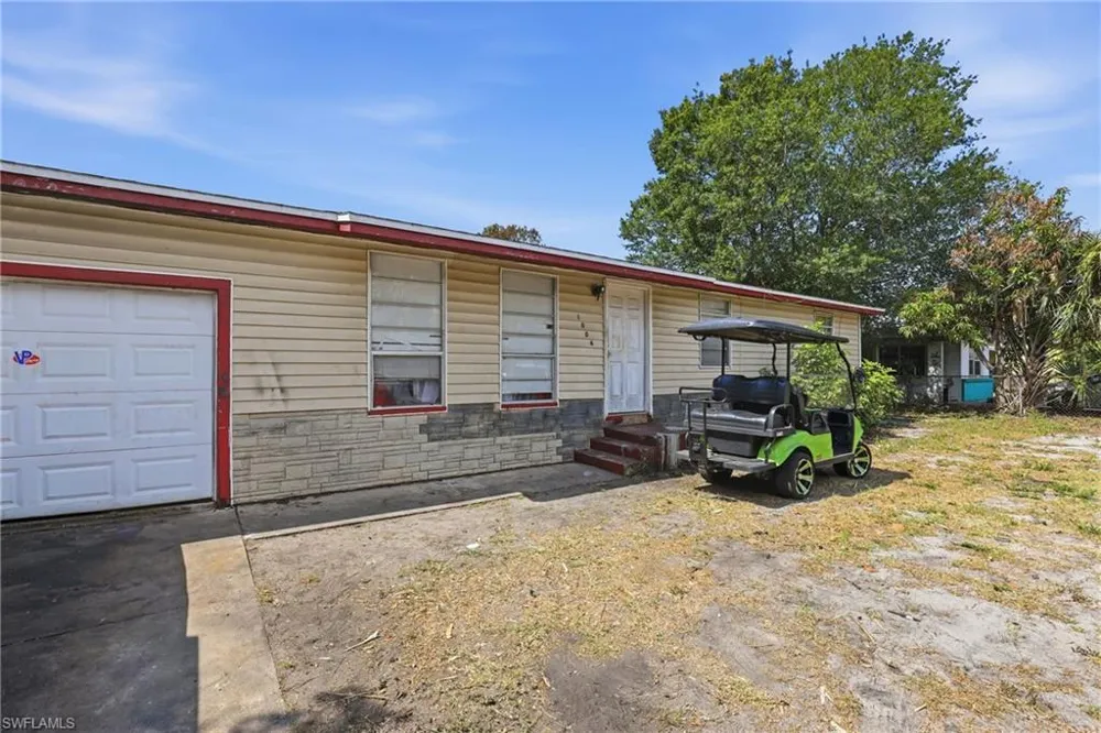1004 Kentucky Avenue Clewiston, FL 33440
