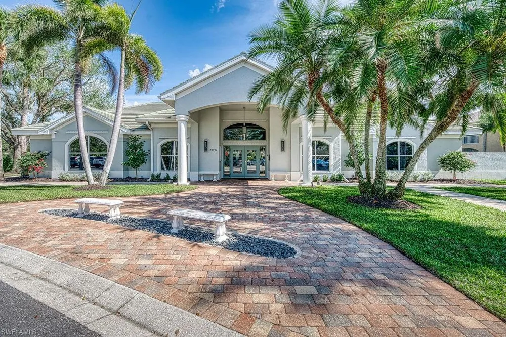23039 Lone Oak Drive Estero, FL 33928