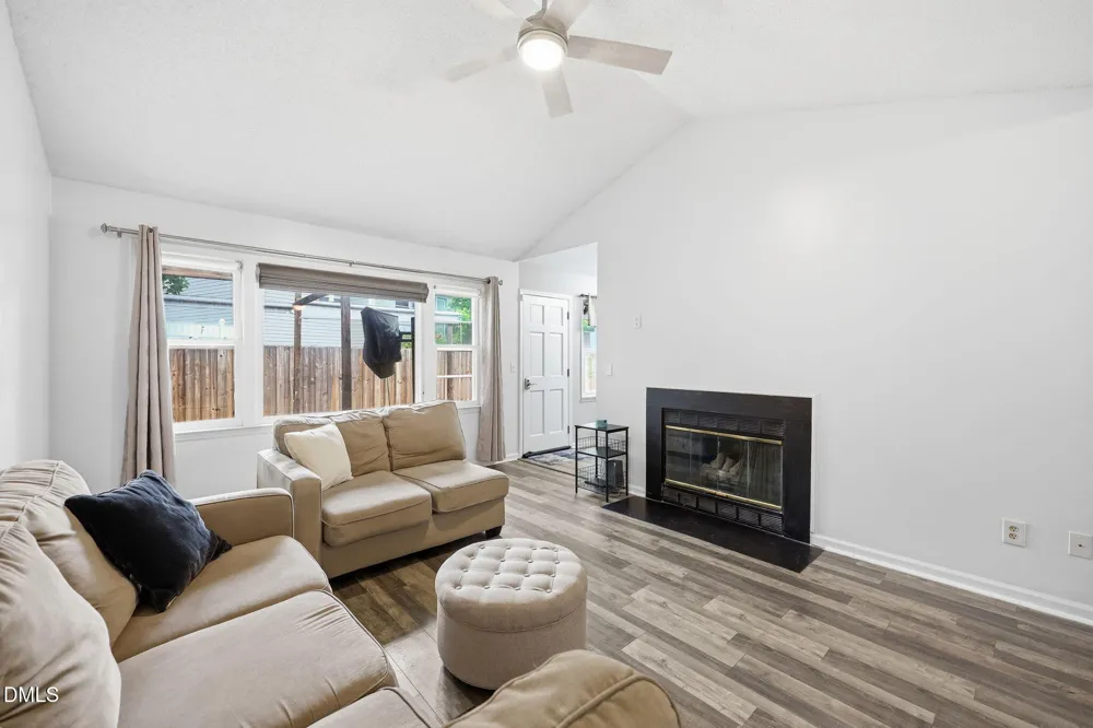 4032 Sherry Court Jamestown, NC 27282