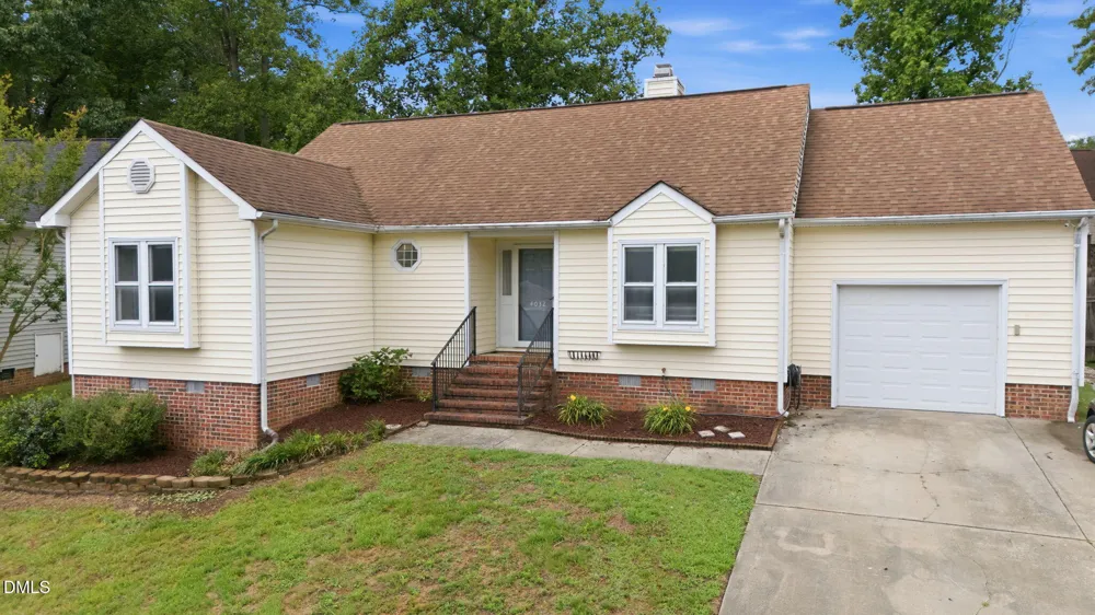 4032 Sherry Court Jamestown, NC 27282