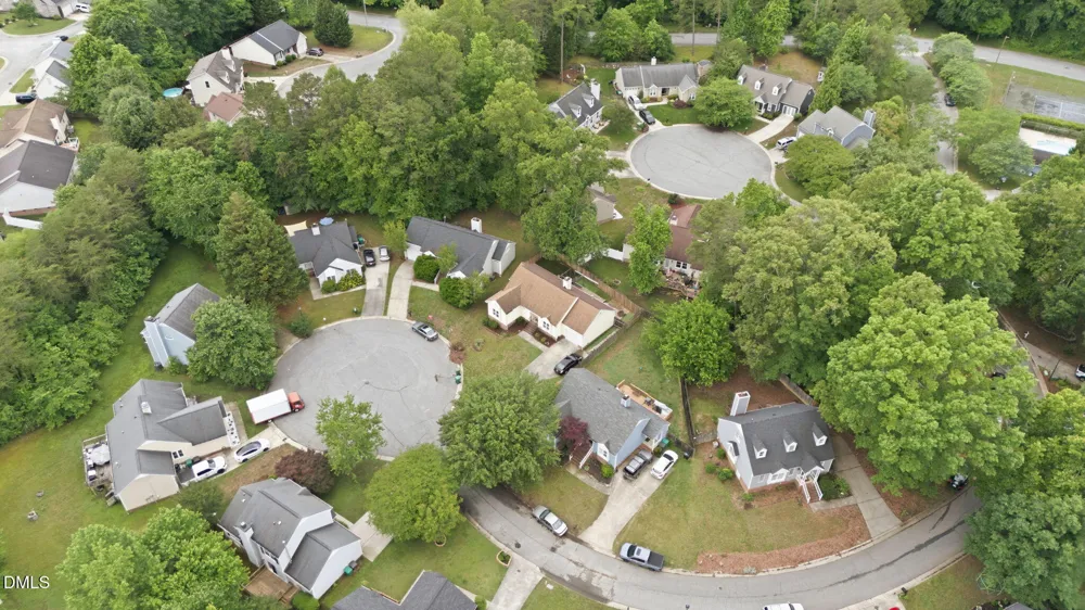 4032 Sherry Court Jamestown, NC 27282