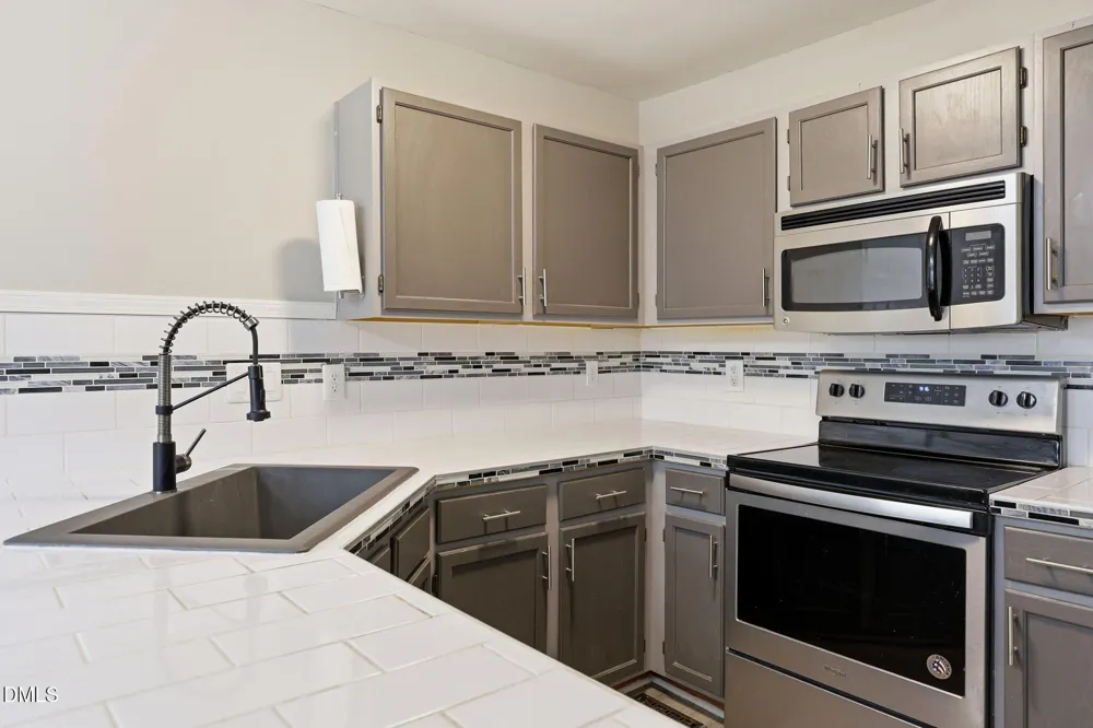 4032 Sherry Court Jamestown, NC 27282