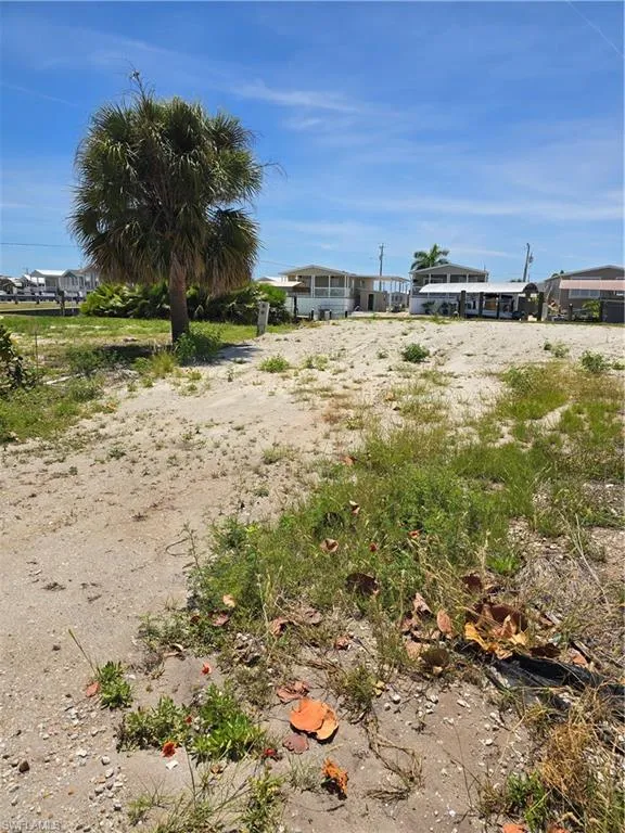 3063 YORK ROAD St. James City, FL 33956