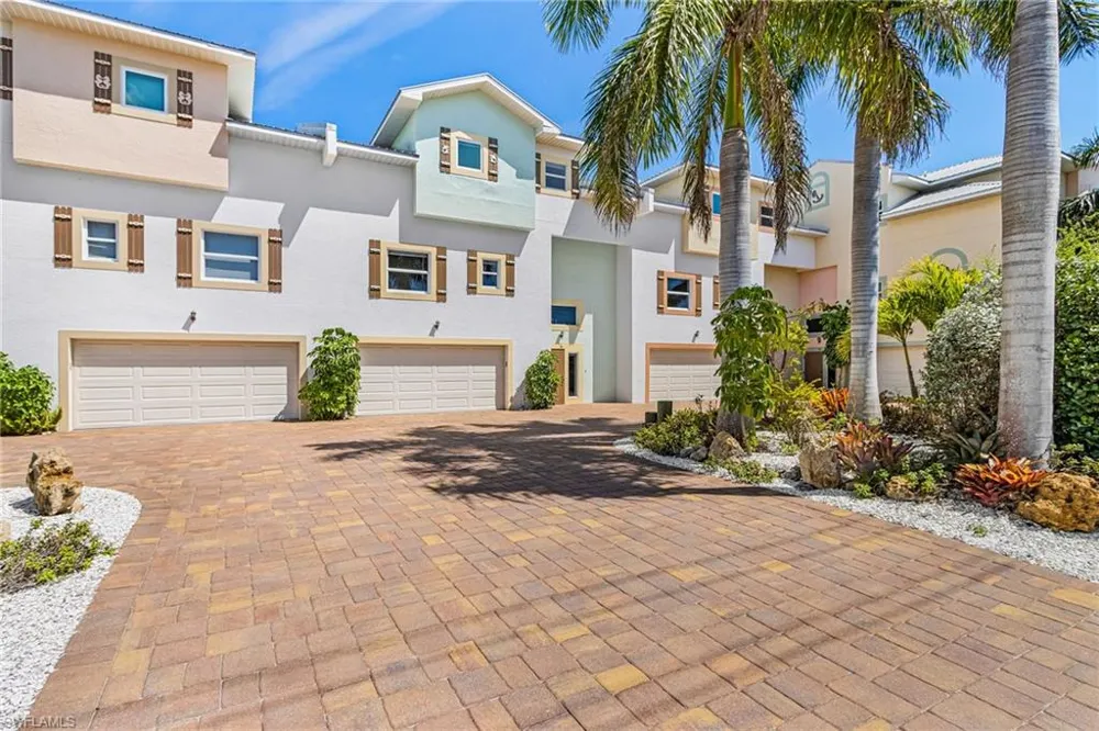 3100 Stringfellow Road #4 St. James City, FL 33956