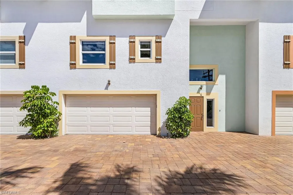 3100 Stringfellow Road #4 St. James City, FL 33956