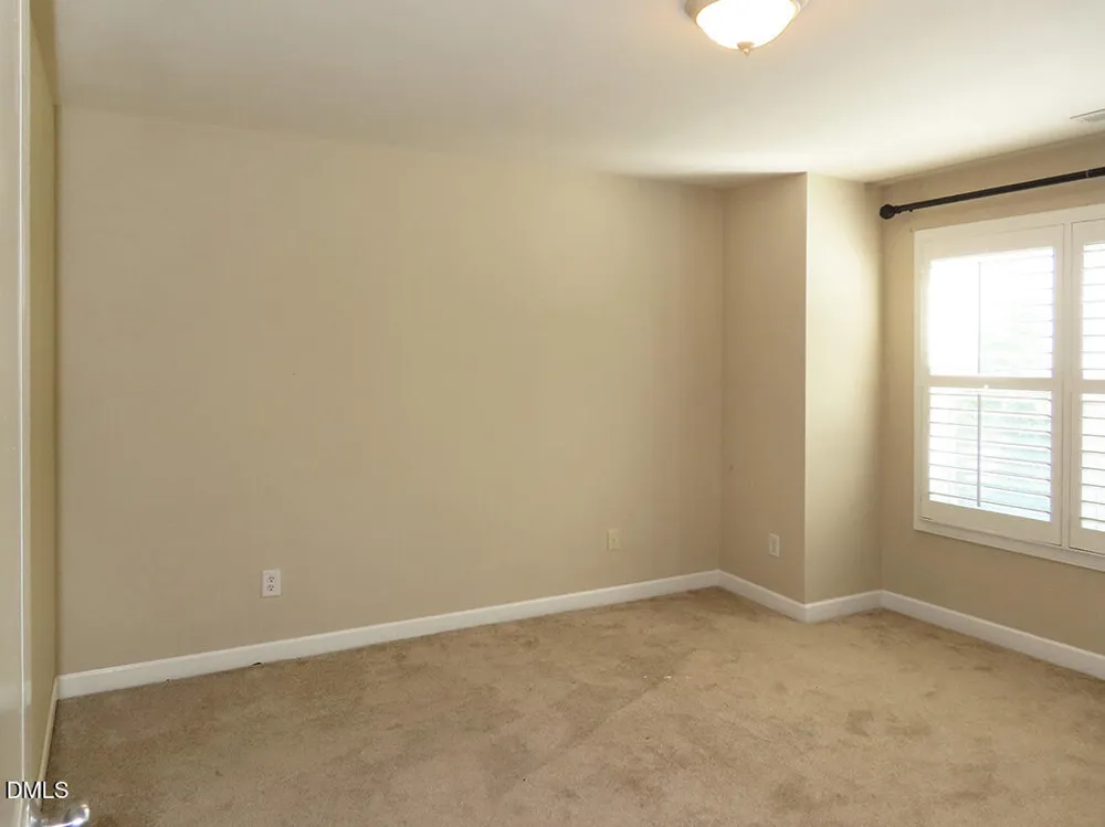 337 Rose Walk Lane Carrboro, NC 27510