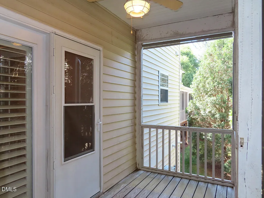 337 Rose Walk Lane Carrboro, NC 27510