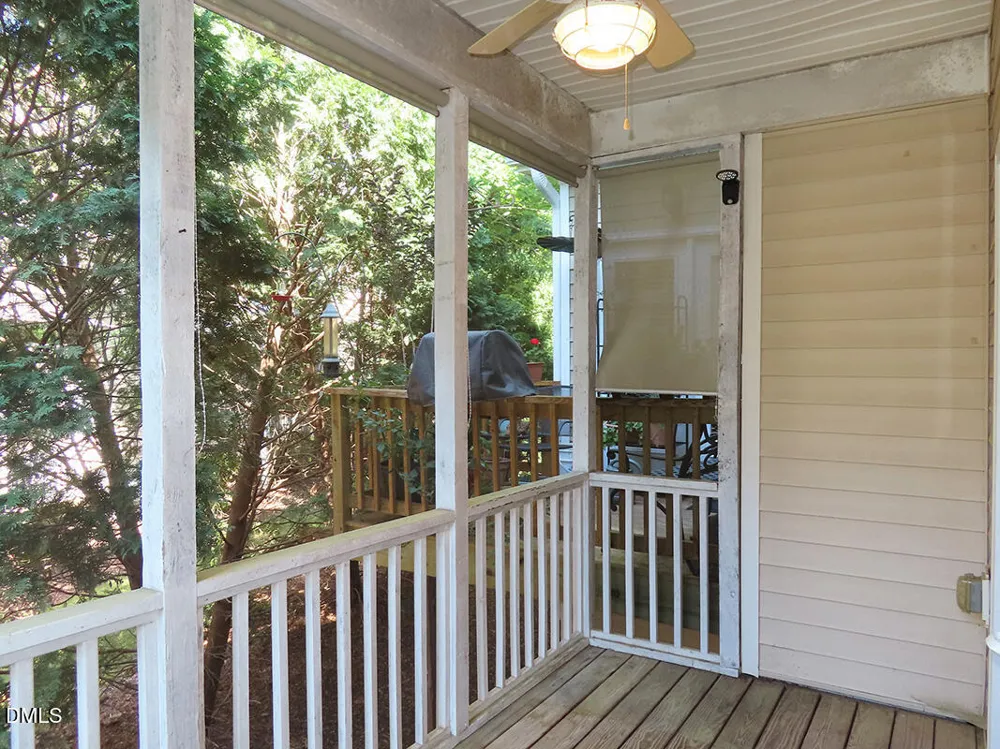 337 Rose Walk Lane Carrboro, NC 27510