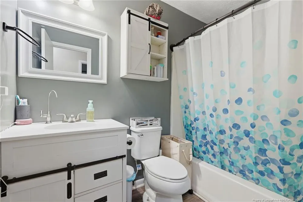 1950 Ava Road Autryville, NC 28318