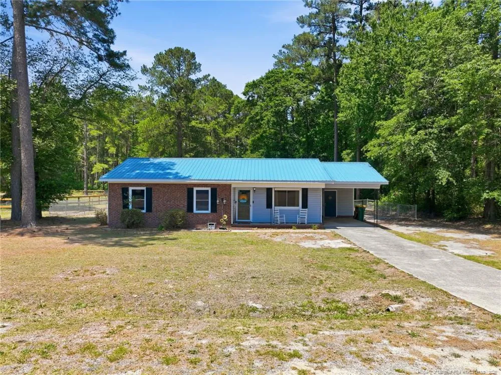 1950 Ava Road Autryville, NC 28318