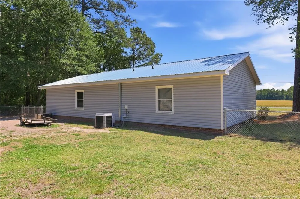1950 Ava Road Autryville, NC 28318