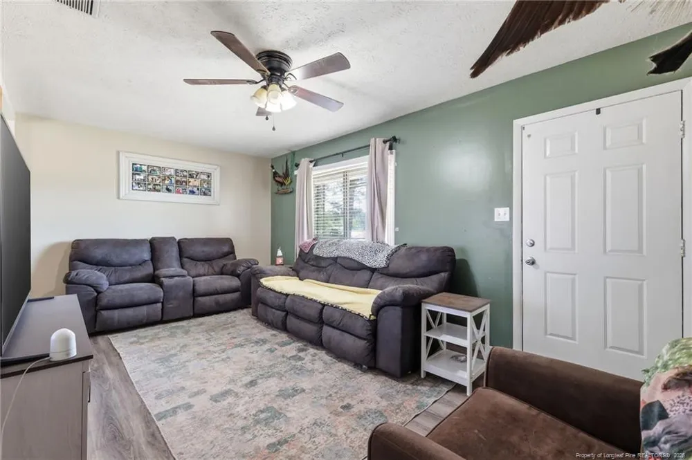 1950 Ava Road Autryville, NC 28318