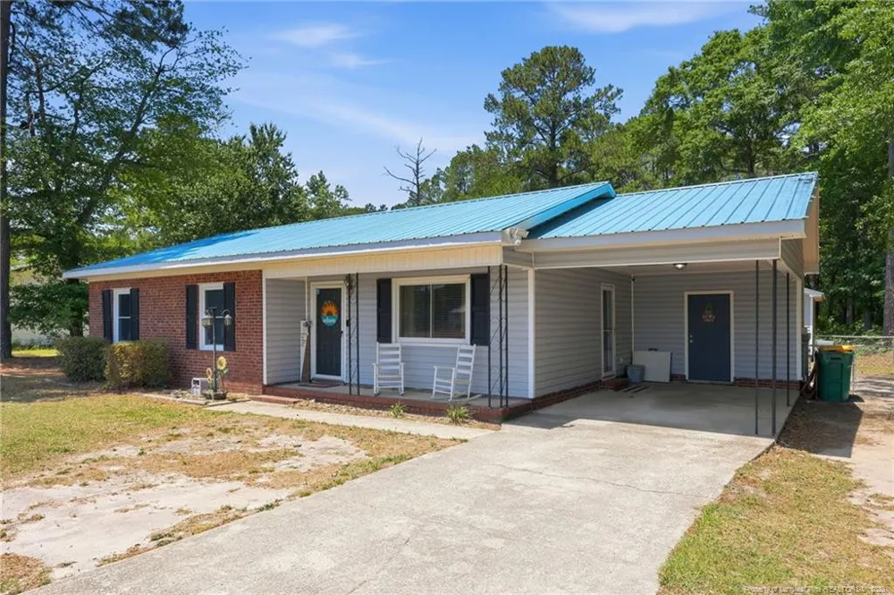 1950 Ava Road Autryville, NC 28318